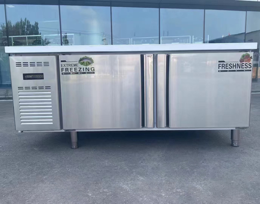 Tavolo di lavoro refrigerato con frigorifero a misura con refrigerante R600a/R290a